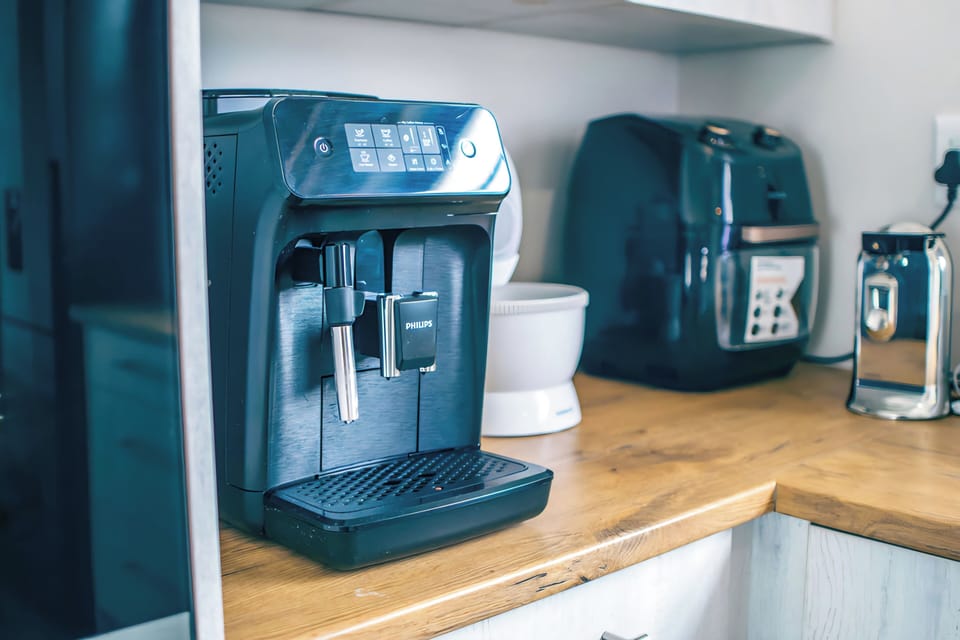 Airfryer,  coffee machine etc 