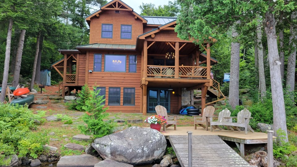 LARGE DECK & DOCK