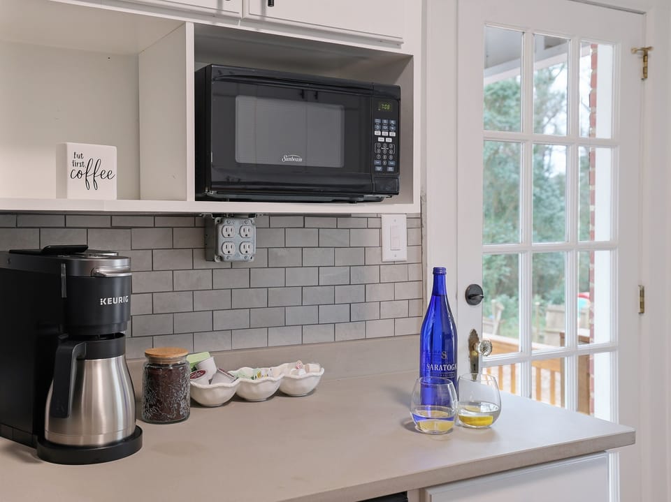 Complimentary coffee amenities for your enjoyment