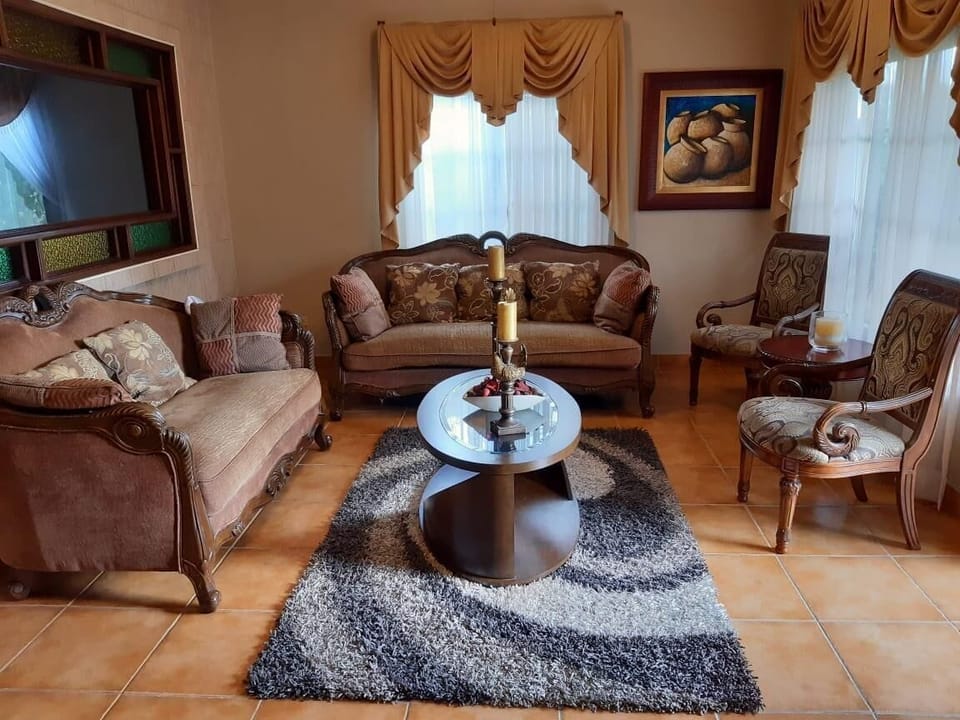 HOTEL BETHLEHEM Bed and Breakfast in Cortés Department