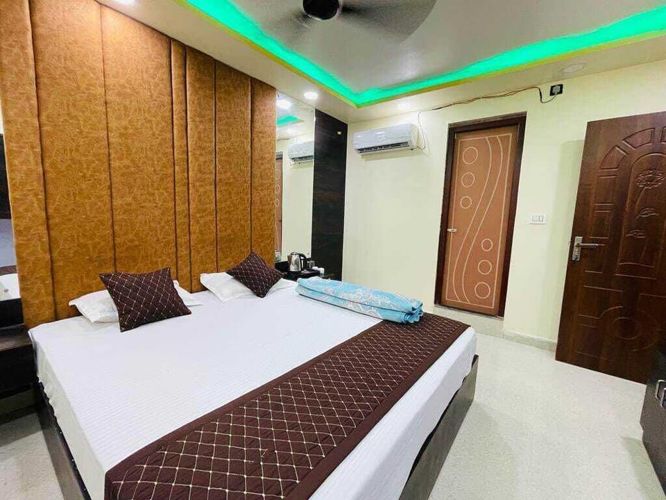 Deluxe Double Room, Balcony, City View | In-room safe, desk, laptop workspace, free WiFi