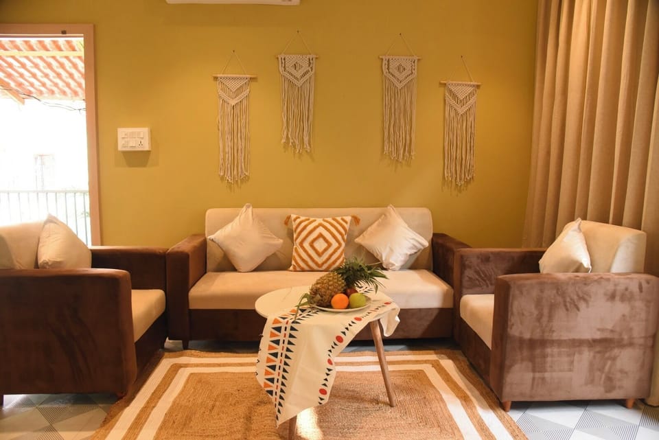 Standard Apartment | Living area
