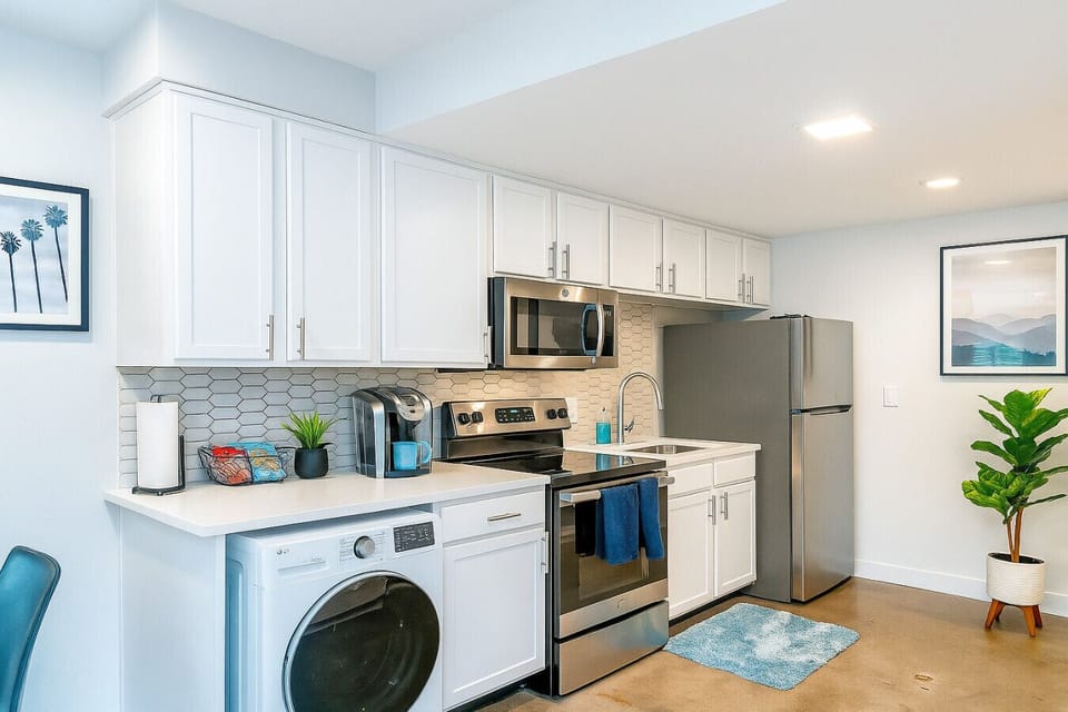 Studio Kitchen