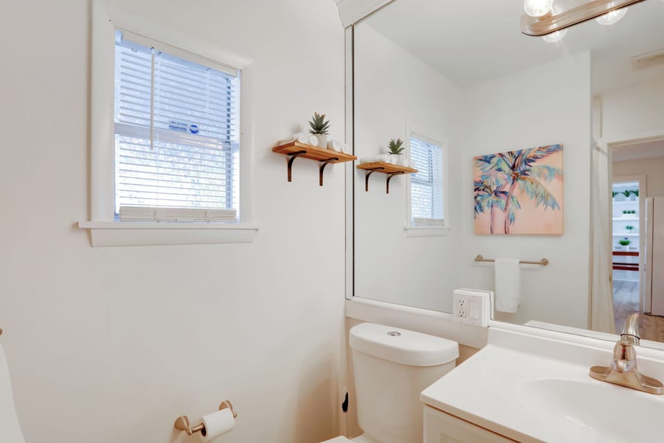 Full Bathroom