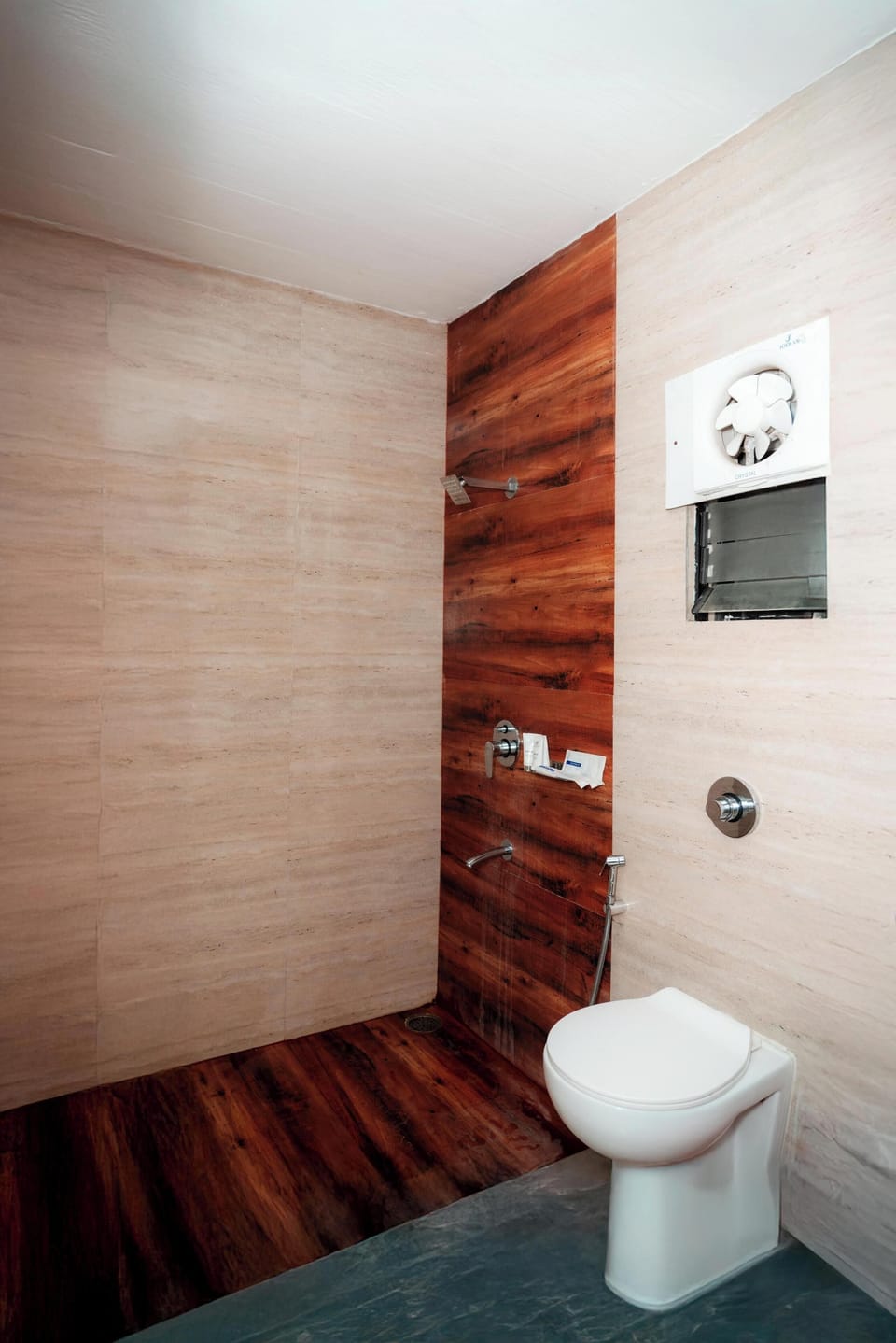 In-room safe, desk, laptop workspace, blackout drapes