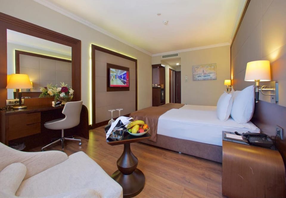 Basic Double Room | Free WiFi
