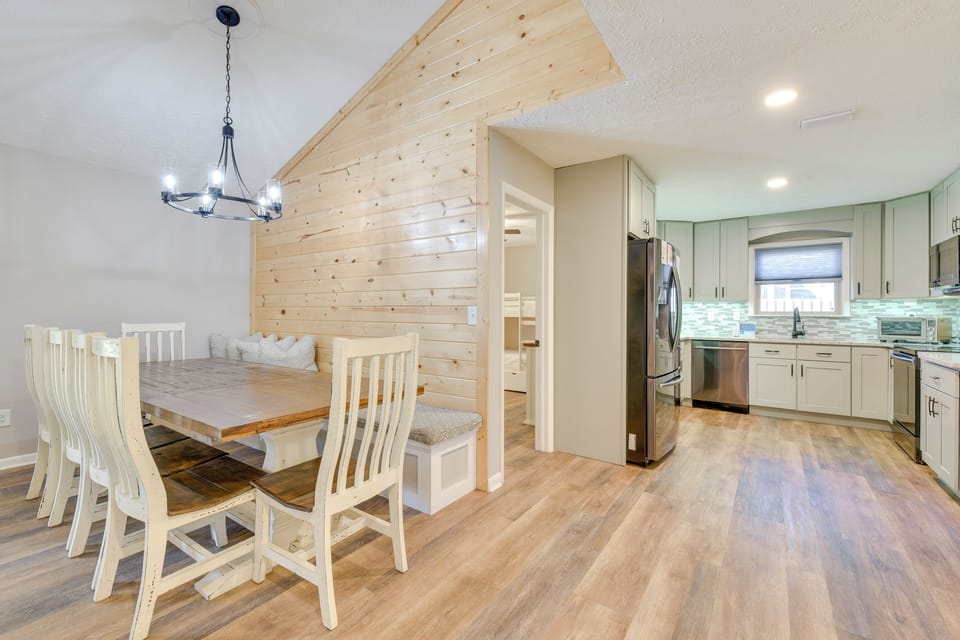 House (3 Bedrooms) | Interior