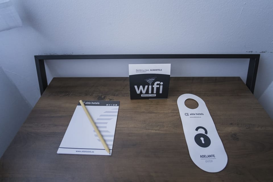 Standard Double or Twin Room | Desk, free WiFi