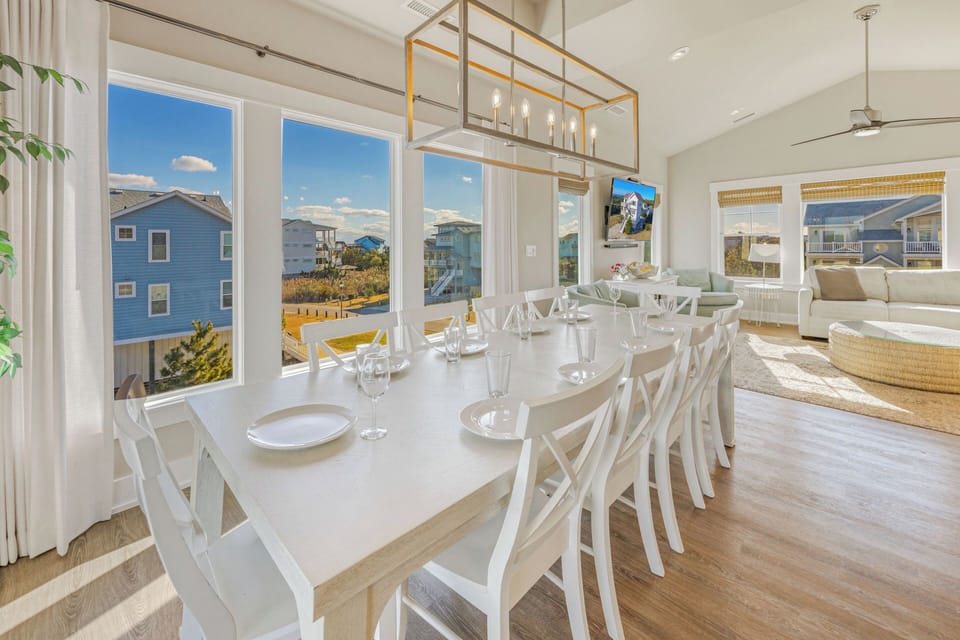 Surf or Sound Realty - 1219 - Lunasea - Dining Area -4