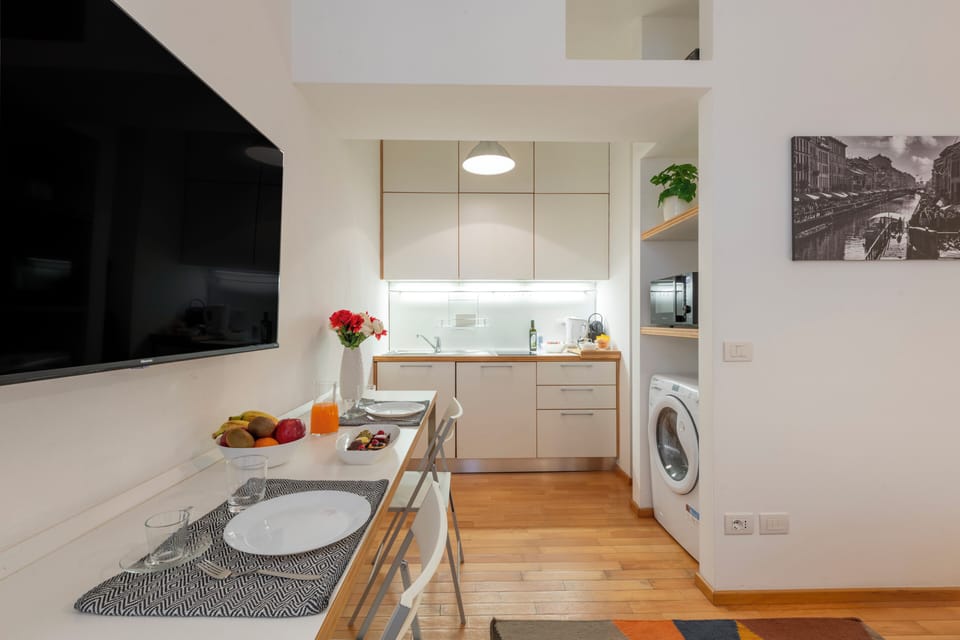 Studio | Private kitchen | Espresso maker, coffee/tea maker, electric kettle