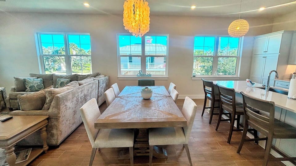 Living room/kitchen