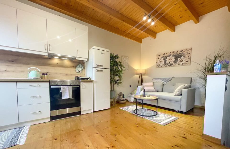 House, Smoking | 1 bedroom