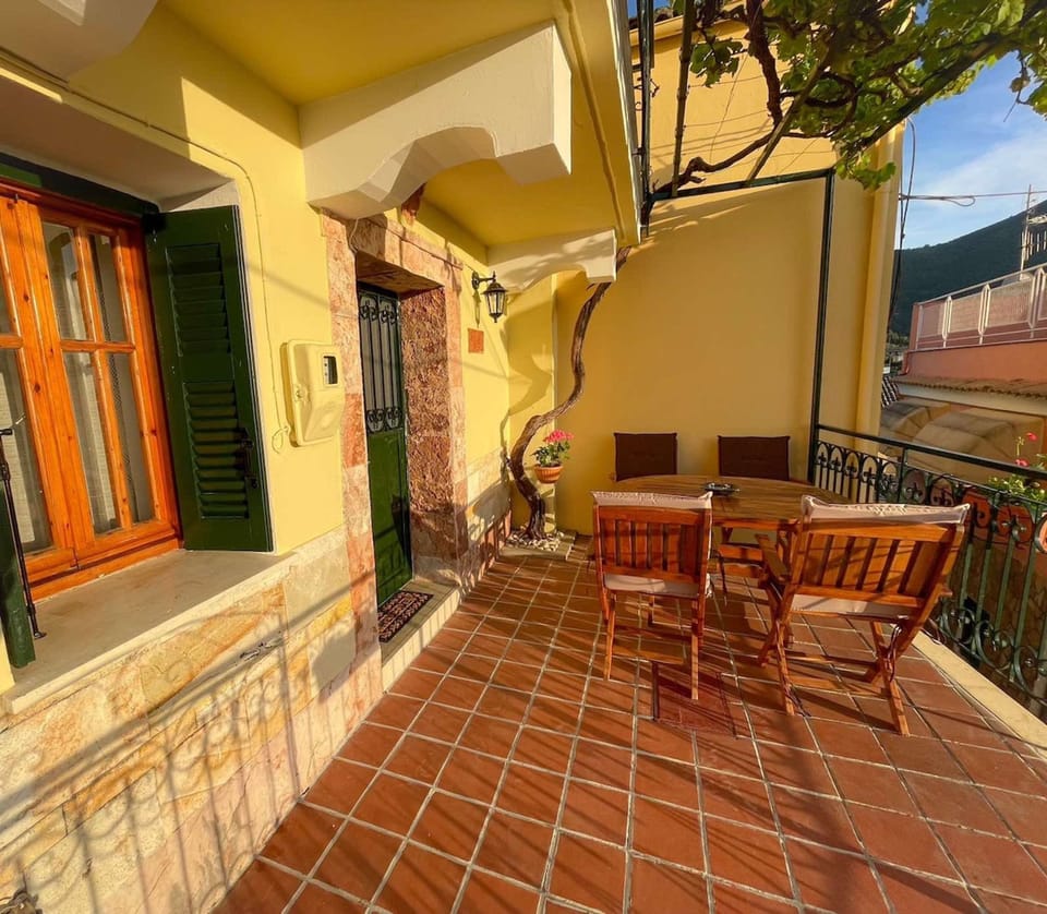 House, Smoking | 2 bedrooms