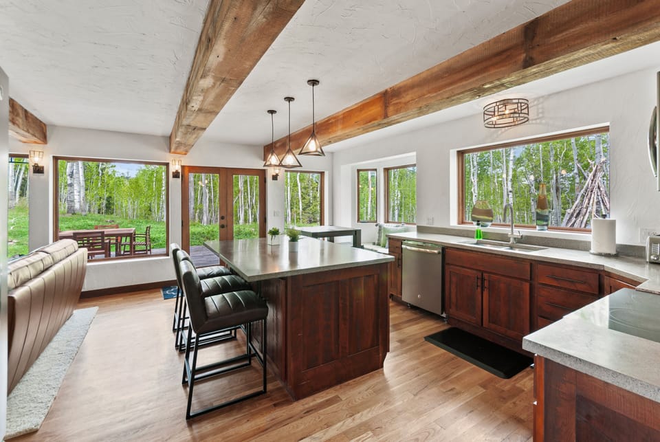 Bright open floorpan!