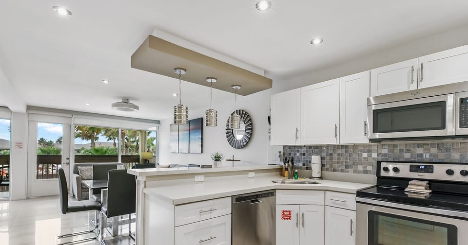 Apartment, 2 Bedrooms, Kitchen, Garden View | Private kitchen