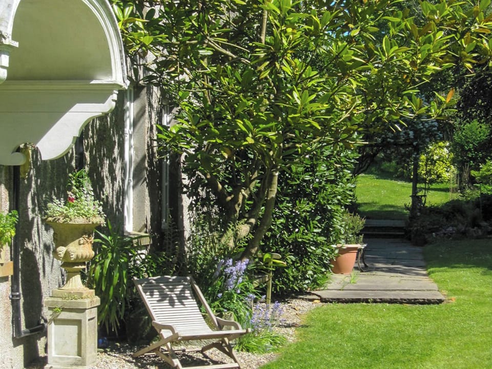 Garden | Brewhouse - Glynhir Estate, Llandybie