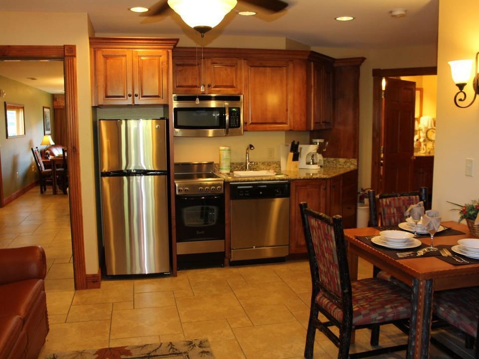 Smaller unit - lock-off, with kitchenette, dining & living area w/sleeper sofa