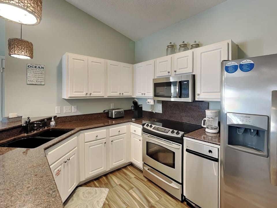 Studio (4 Bedrooms) | Miscellaneous
