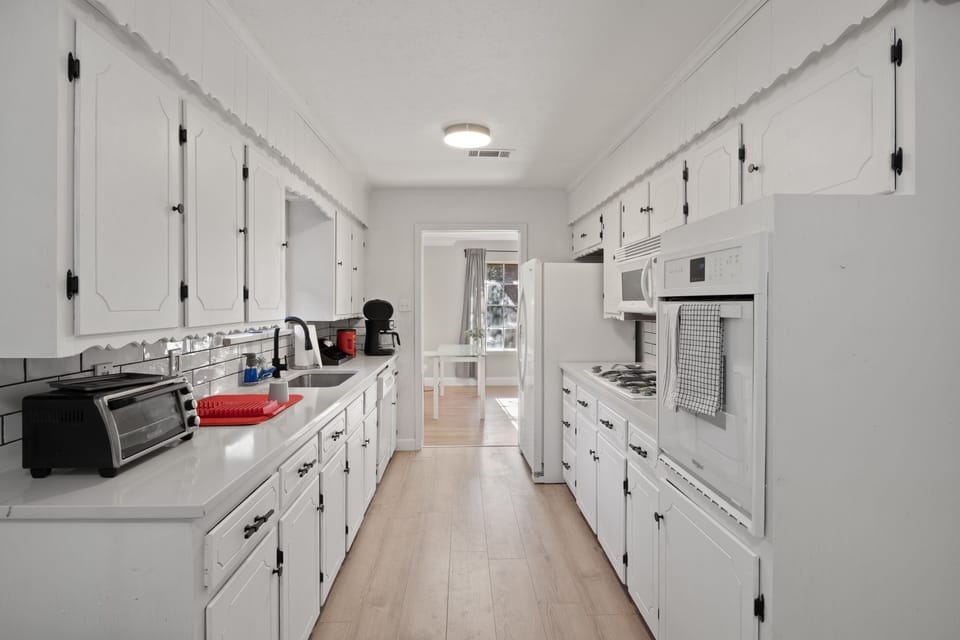 House, Private Bathroom (Rettke House) | Shared kitchen
