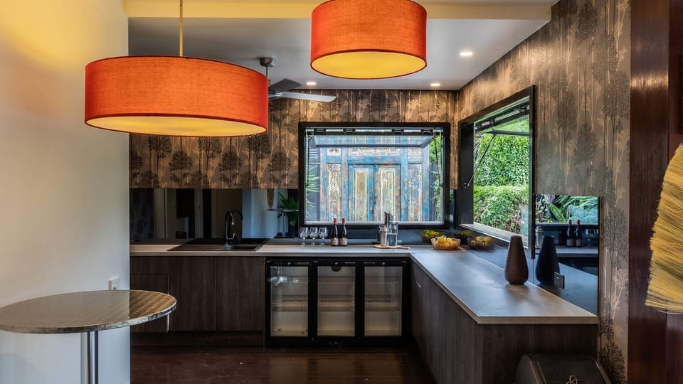 Outdoor kitchenette 