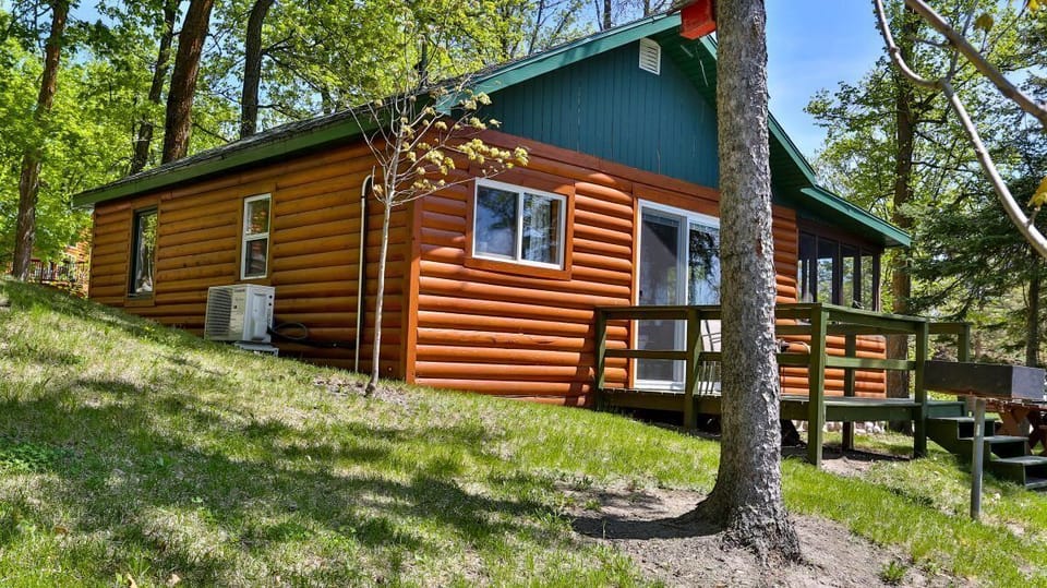 Cabin_6_01