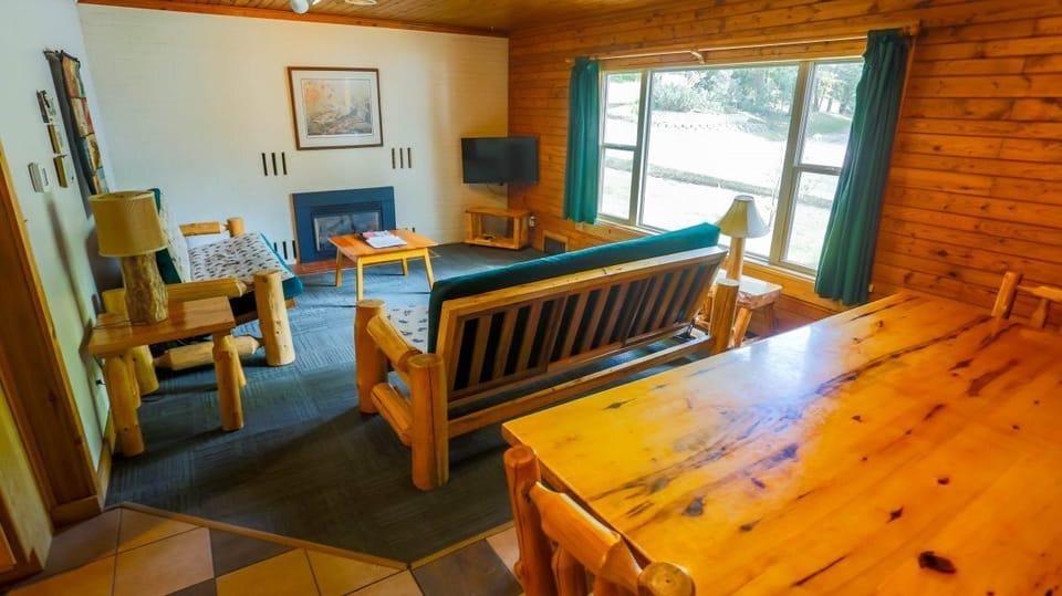 Cabin_3A_03