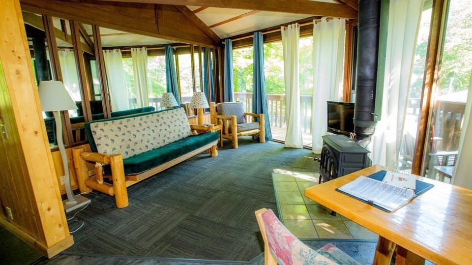 Cabin_102_04