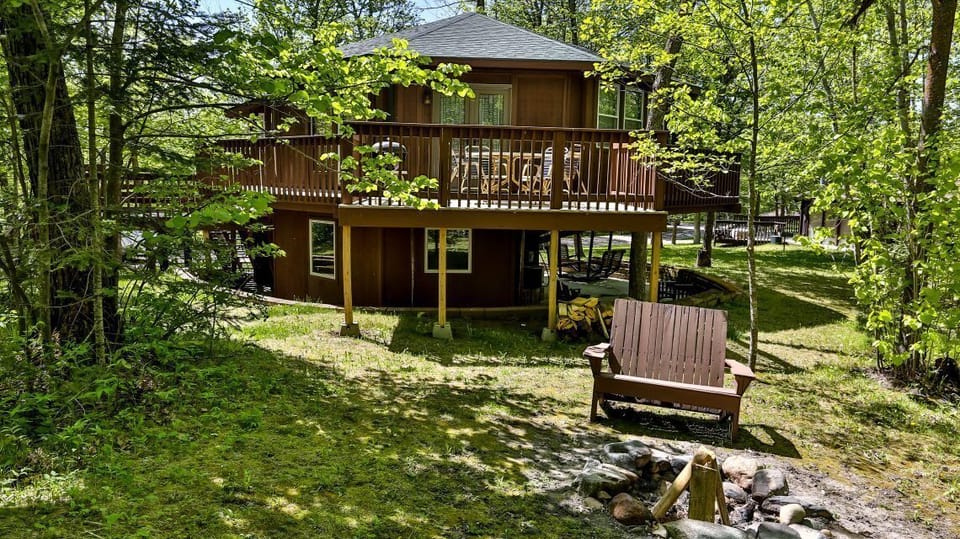 Cabin_202_01