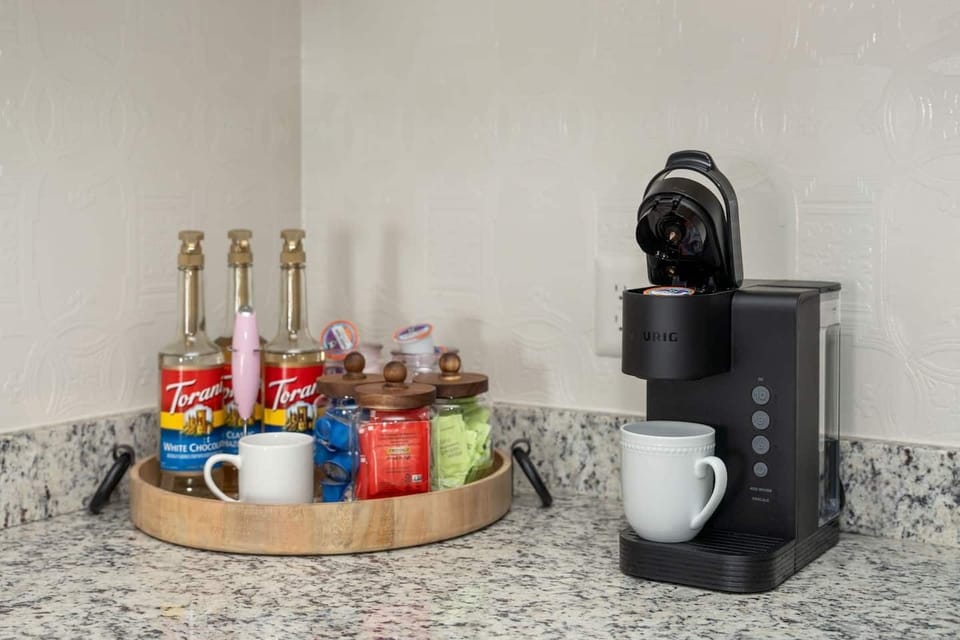 Coffee Bar - A Queens Must Have!