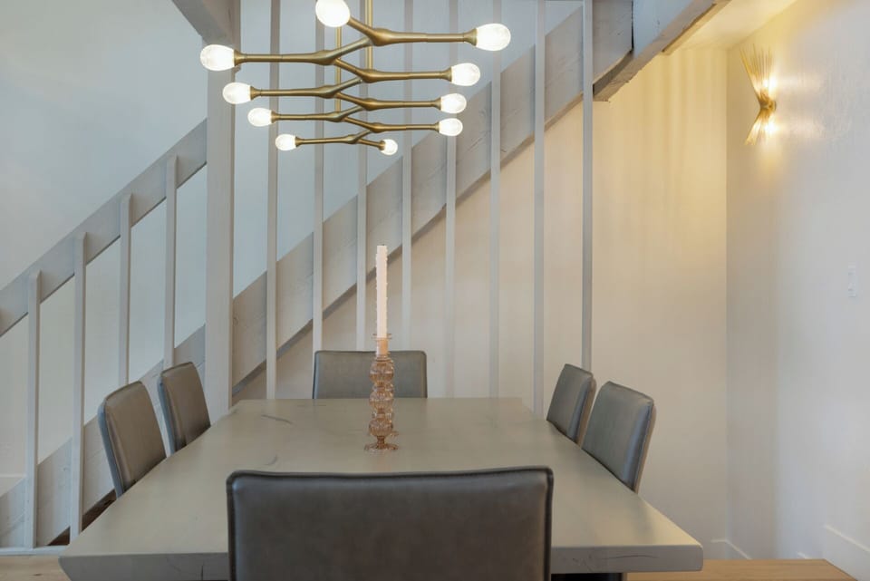 Formal Dining for 6