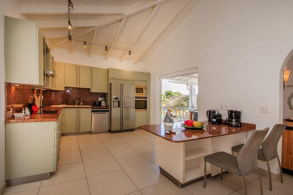 Kitchen (2)