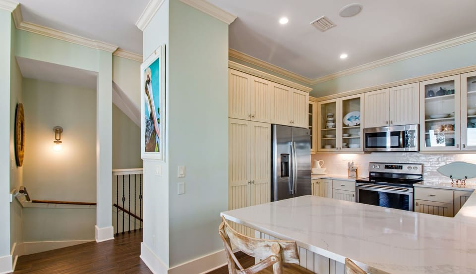 Second Floor Kitchen - Bar Seating for 2 - Gulf Views