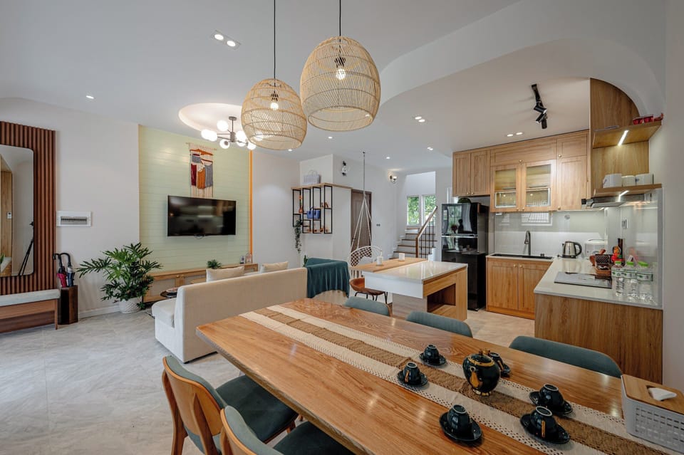 Luxury Villa, Balcony, Garden View | Living area | 42-inch flat-screen TV with cable channels