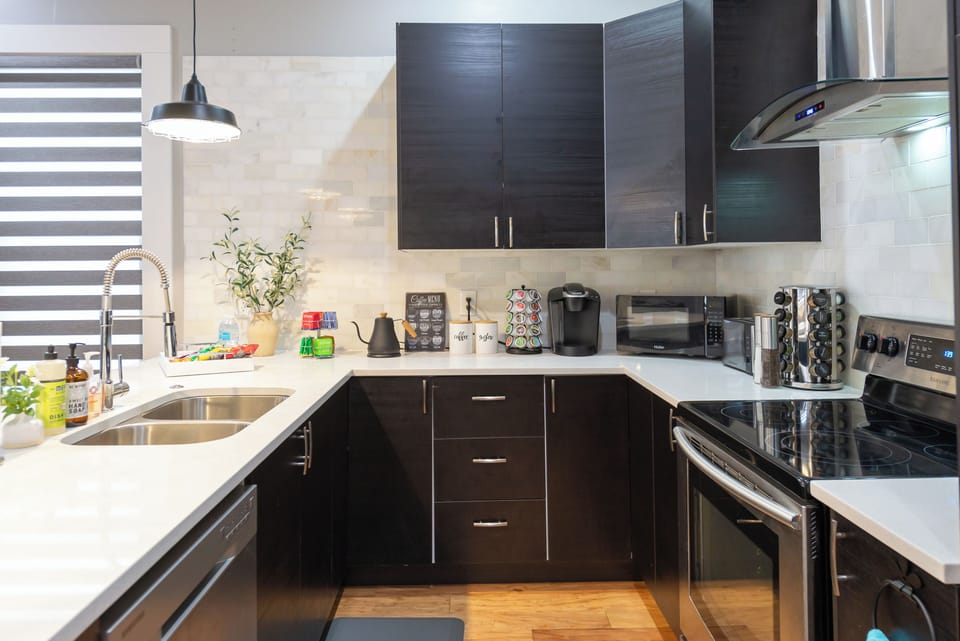 Full Kitchen