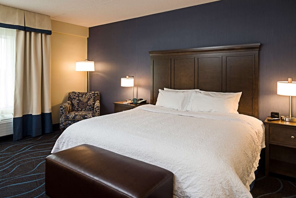 Room, 1 King Bed, Accessible, Bathtub | Down comforters, free WiFi, bed sheets