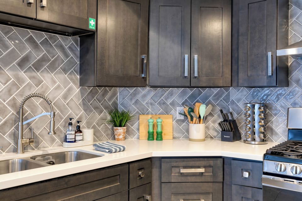 Fully stocked kitchen.