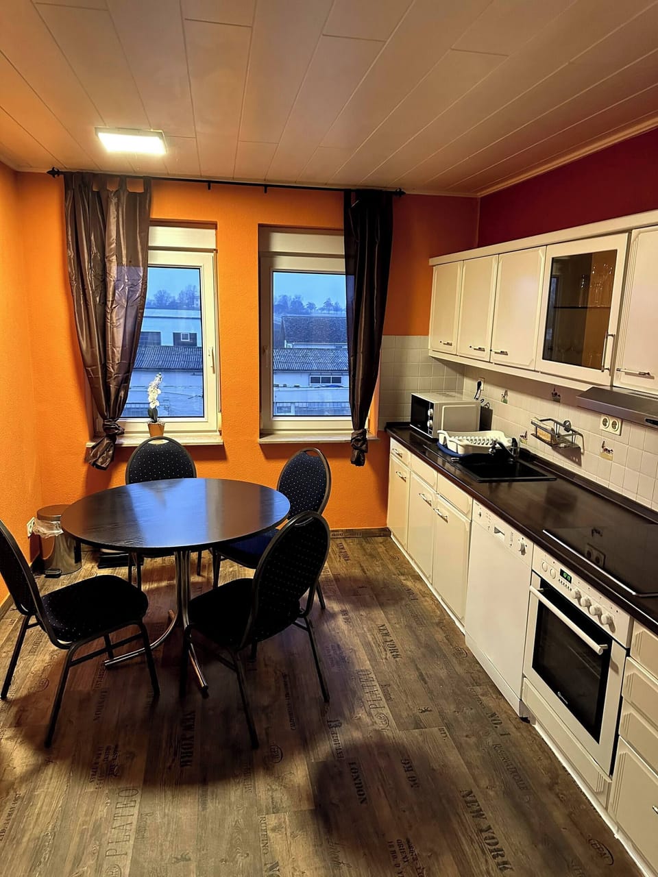 Apartment, 2 Bedrooms, Smoking | Interior