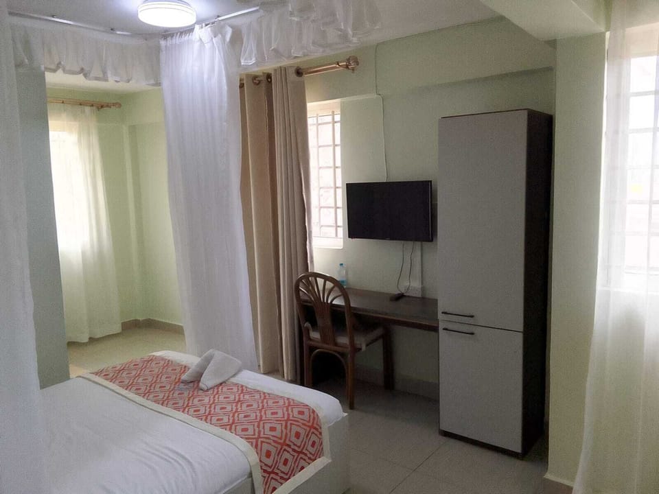 Single Room, Balcony | Desk, laptop workspace, free WiFi