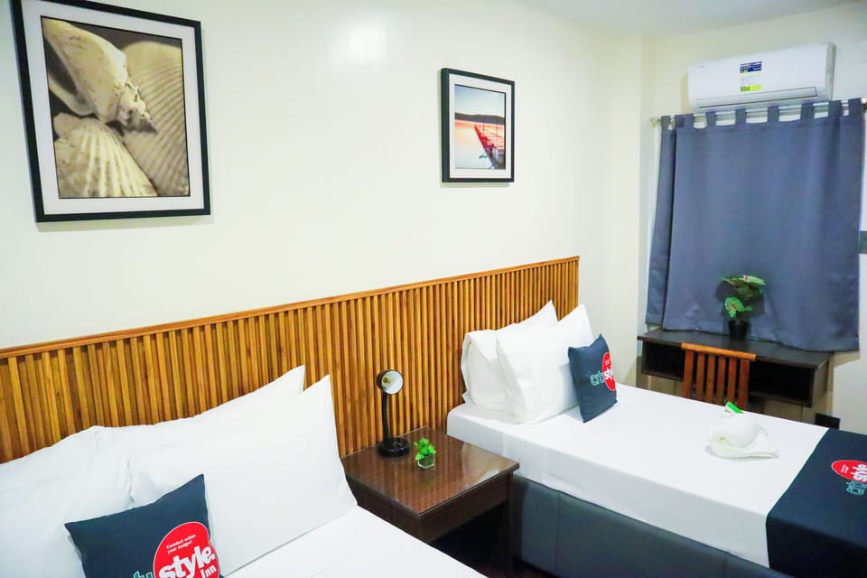 Double or Twin Room | Desk, laptop workspace, blackout drapes, soundproofing