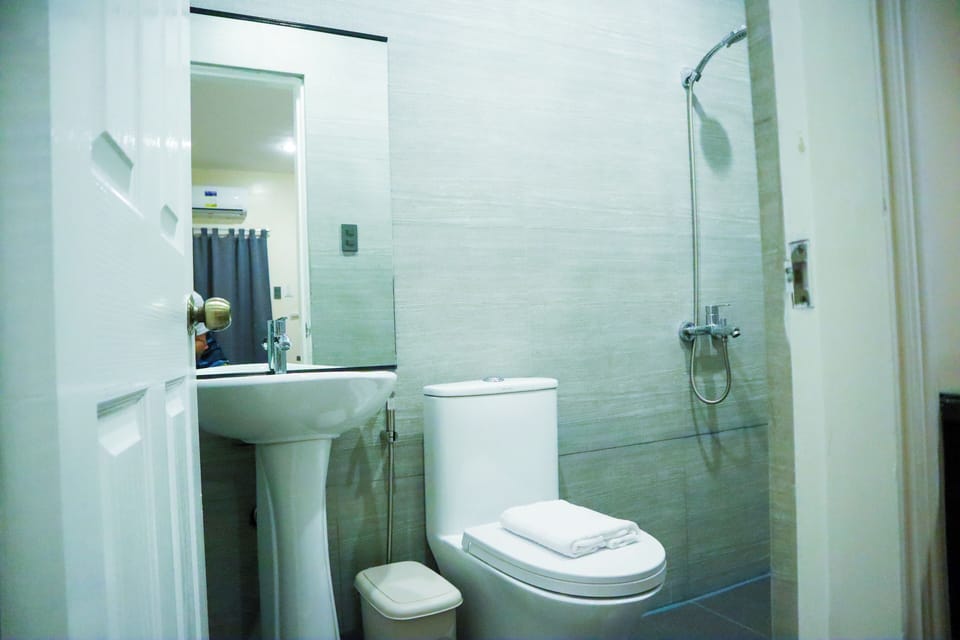 Double Room | Desk, laptop workspace, blackout drapes, soundproofing