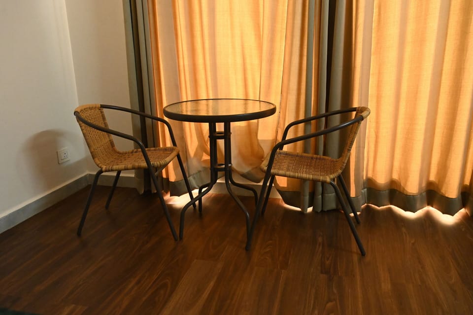 Presidential Room | In-room dining