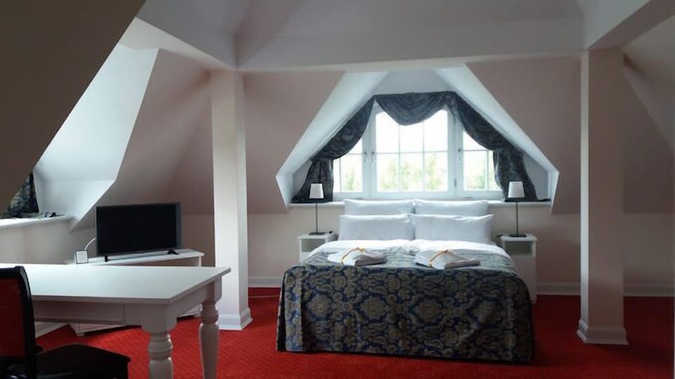 Comfort Double or Twin Room, Golf View | Free WiFi