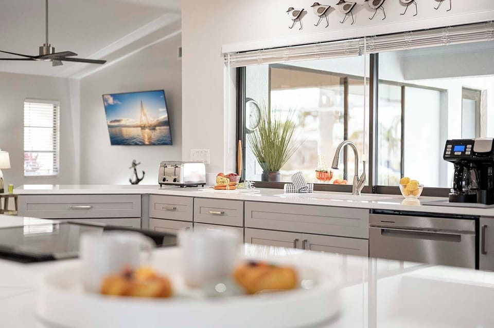 Kitchen with Center Island