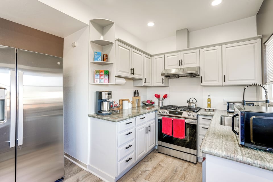 House (3 Bedrooms) | Interior