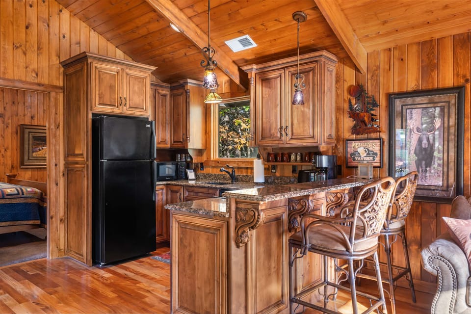 Cabin, 1 King Bed with Sofa bed, Patio, Garden View (Cabin at Rock Canyon) | Private kitchen | Fridge, microwave, oven, stovetop