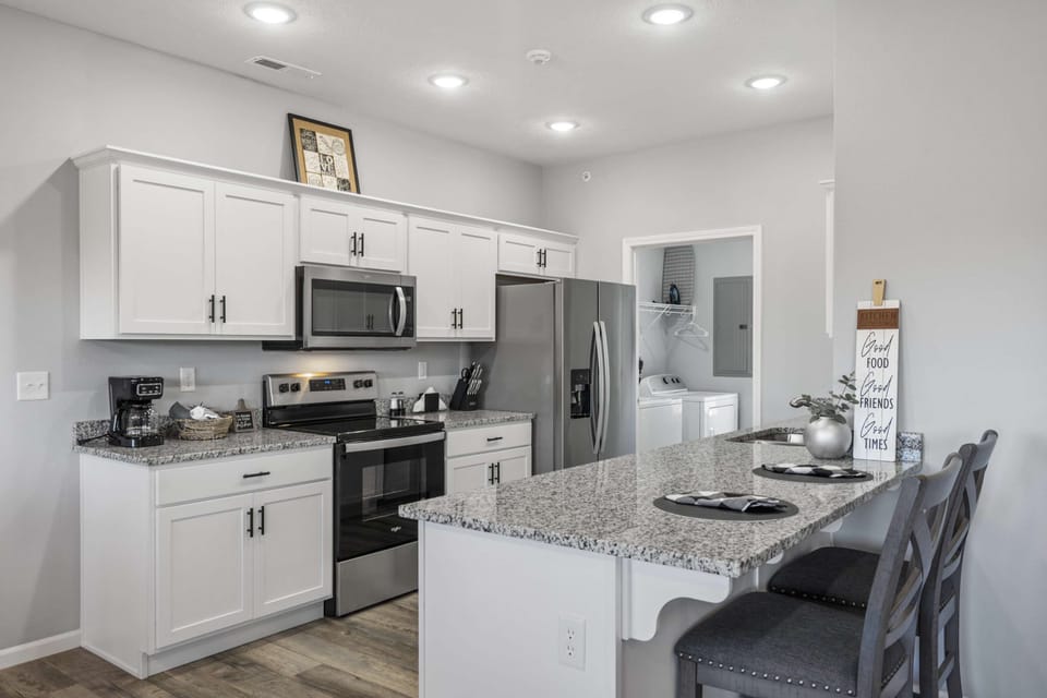 Condo, Multiple Beds, Balcony, Golf View (Top of the Ridge) | Private kitchen | Fridge, microwave, oven, stovetop