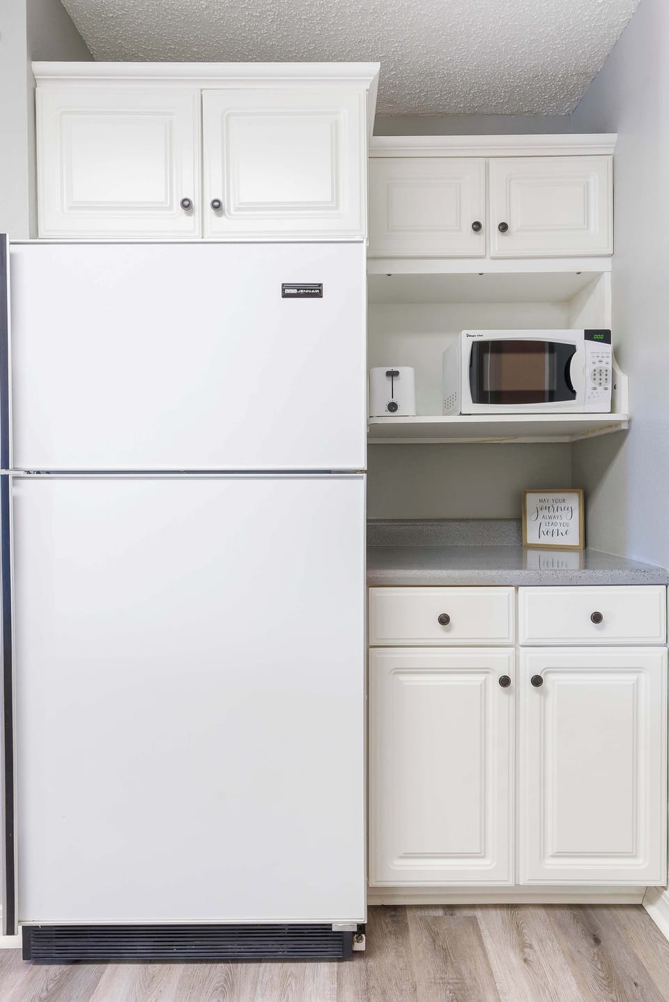 Condo, Multiple Beds, Kitchen, Pool View (Ozark Escape at the Pointe) | Interior