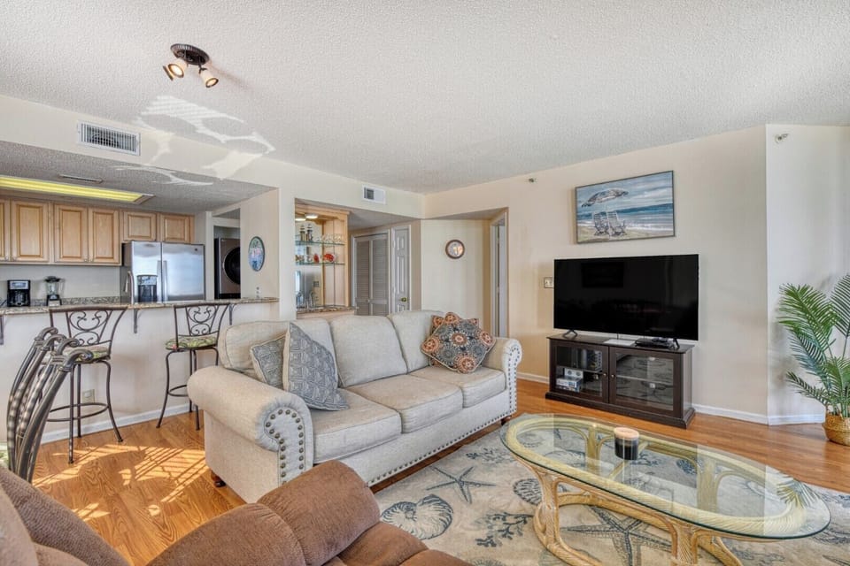 One Ocean Place 1105