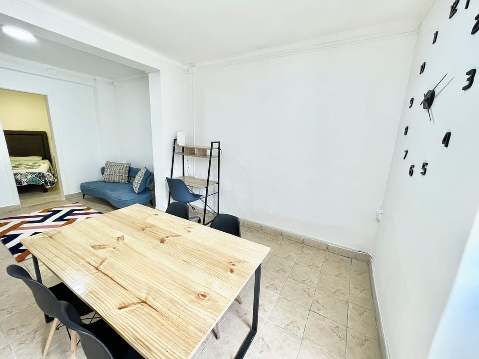Basic Apartment | Dining room