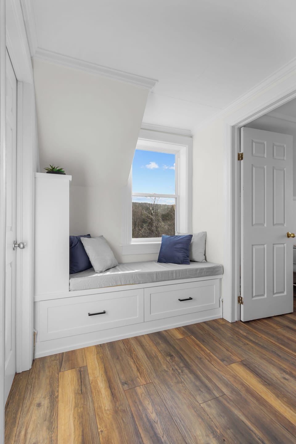 Extra seating by the window, perfect for relaxing and enjoying the view